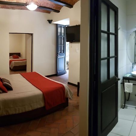 לה פאז Hotel Naira מראה חיצוני תמונה