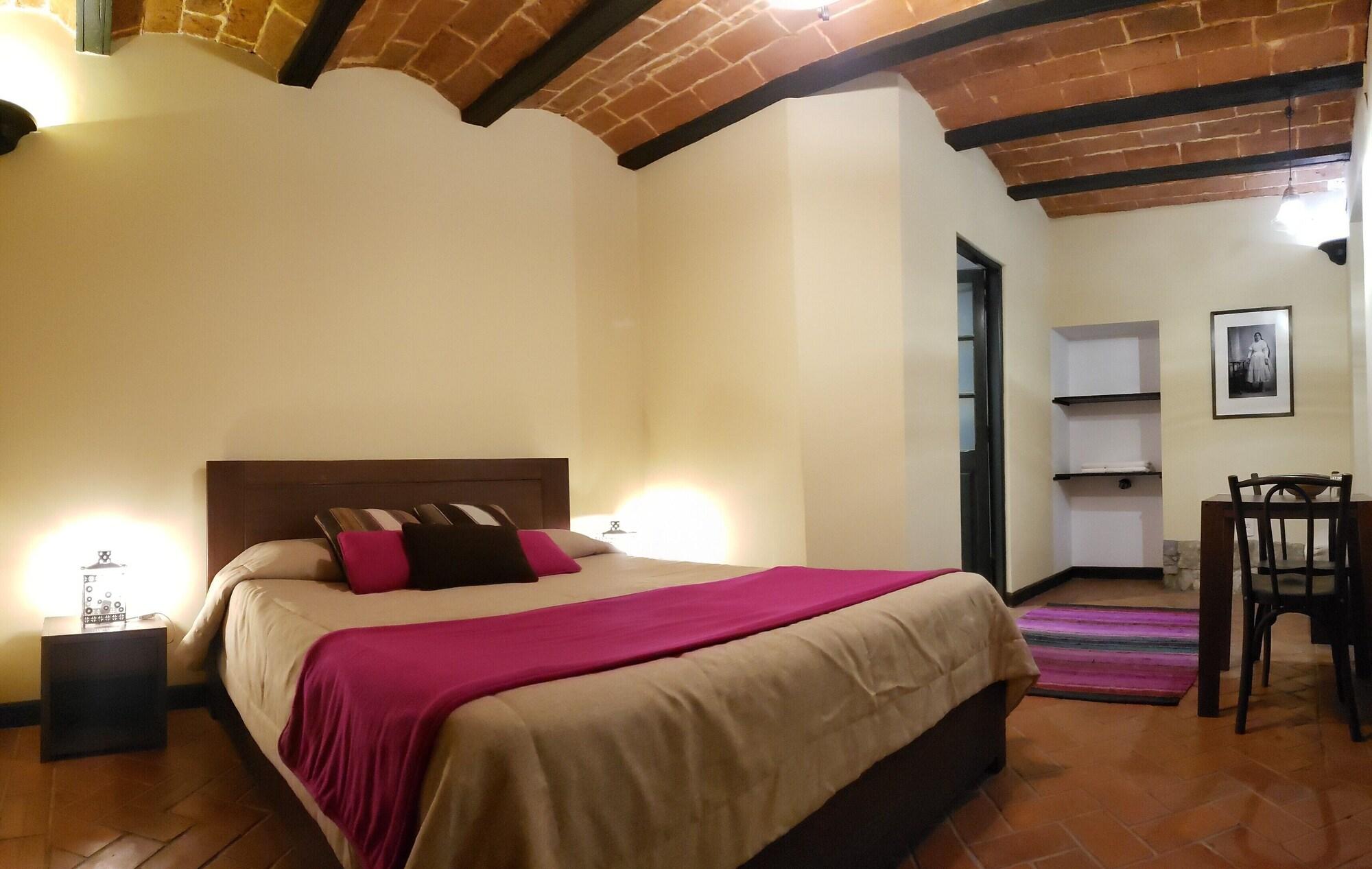 לה פאז Hotel Naira מראה חיצוני תמונה